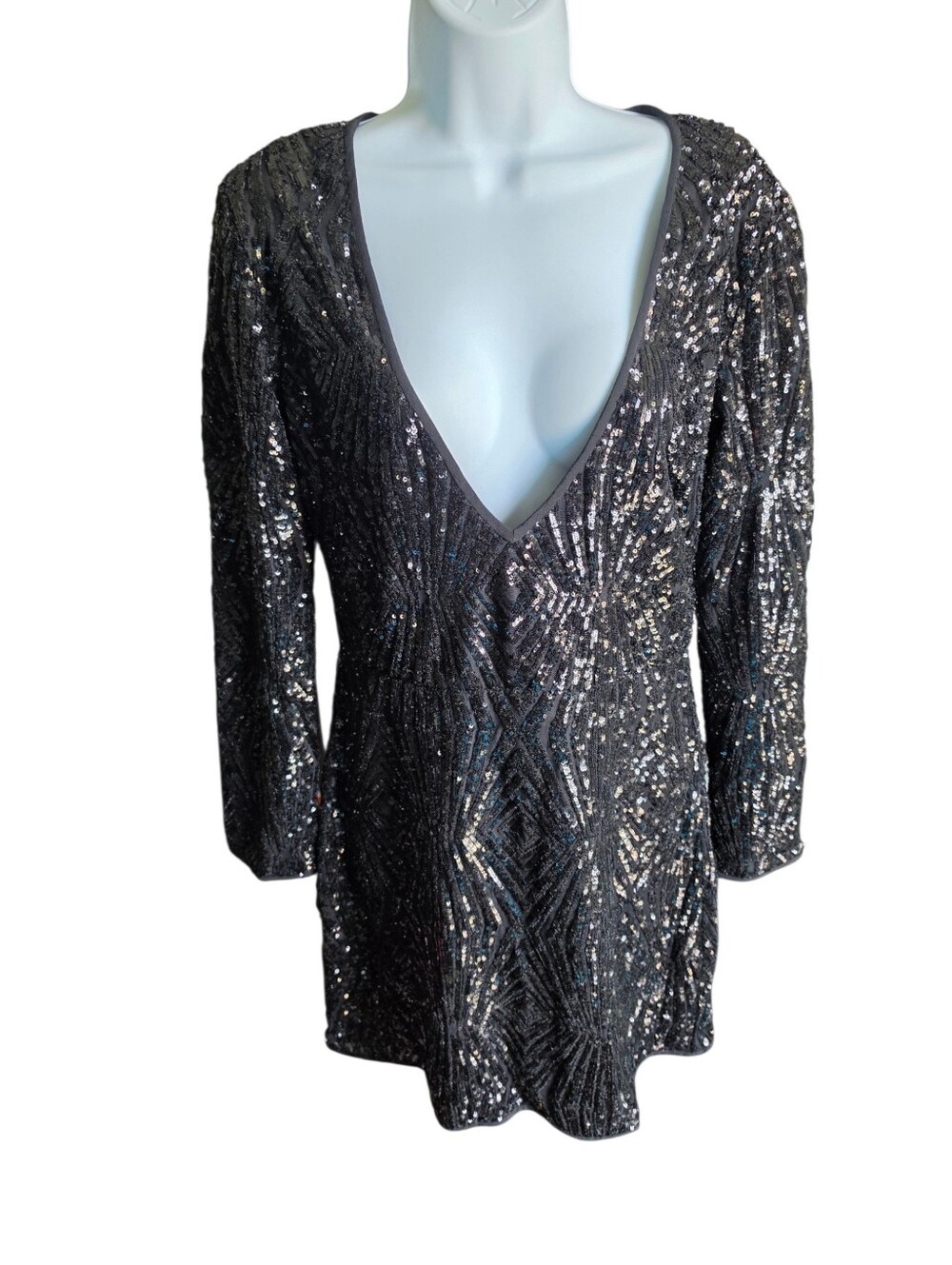 Saylor Black Sequin Geometric V-Neck Long Sleeve Dress - Size L Party Cocktail